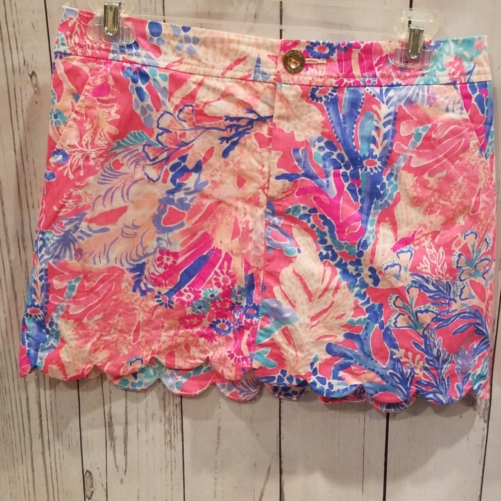NWOT BARELY WORN Lilly Pulitzer "Collette" Skort!
